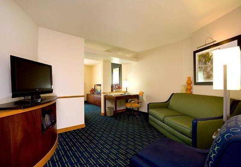 Fairfield Inn & Suites Traverse City Pokoj fotografie